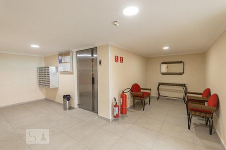 Apartamento à venda com 57m², 2 quartos e 1 vagaHall de entrada do bloco 