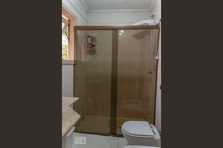 Casa à venda com 296m², 3 quartos e 3 vagasBanheiro suíte 2