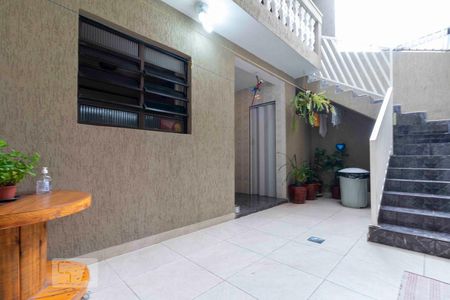 Casa à venda com 160m², 3 quartos e 2 vagas Casa à venda com 160m², 3 quartos e 2 vagasÁrea Externa