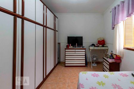 Quarto 1 de casa para alugar com 3 quartos, 160m² em Vila Buenos Aires, São Paulo