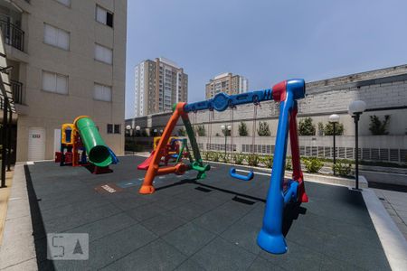 Apartamento para alugar com 63m², 2 quartos e 1 vaga Apartamento para alugar com 63m², 2 quartos e 1 vagaÁrea Comum - Playground