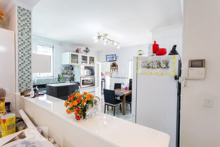 Casa à venda com 350m², 4 quartos e 4 vagasCozinha