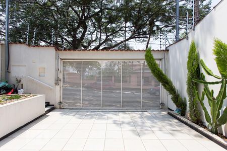 Casa à venda com 350m², 4 quartos e 4 vagasGaragem
