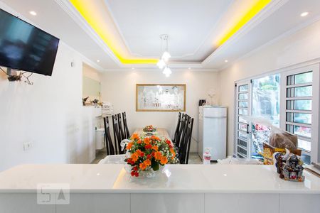 Casa à venda com 350m², 4 quartos e 4 vagasCozinha