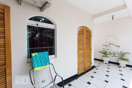 Casa à venda com 350m², 4 quartos e 4 vagasVaranda da Suíte 2