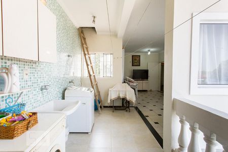 Casa à venda com 350m², 4 quartos e 4 vagasÁrea de Serviço
