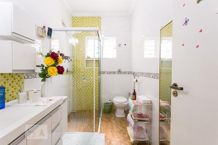 Casa à venda com 350m², 4 quartos e 4 vagasBanheiro Social