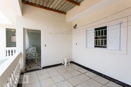 Casa à venda com 350m², 4 quartos e 4 vagasVaranda da Área de Serviço