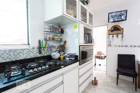 Casa à venda com 350m², 4 quartos e 4 vagasCozinha