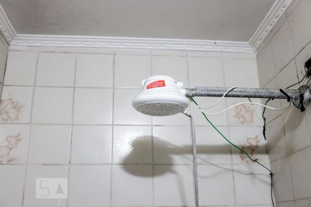 Casa à venda com 100m², 2 quartos e 1 vaga Casa à venda com 100m², 2 quartos e 1 vagaBanheiro da Suíte