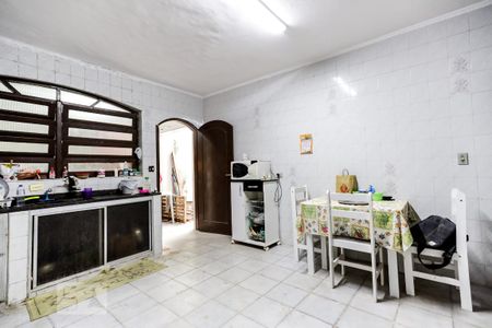 Casa à venda com 100m², 2 quartos e 1 vaga Casa à venda com 100m², 2 quartos e 1 vagaCozinha