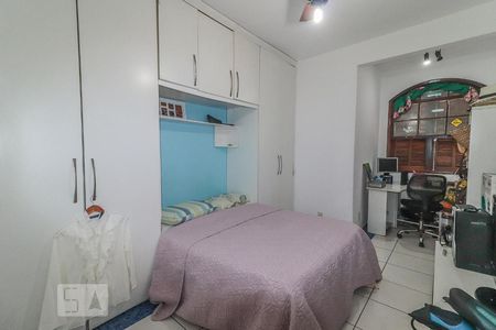 Casa de condomínio à venda com 800m², 5 quartos e 4 vagasQuarto 2
