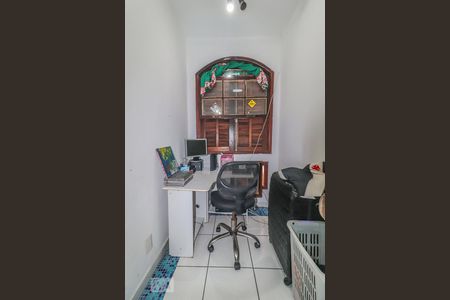 Casa de condomínio à venda com 800m², 5 quartos e 4 vagasQuarto 2