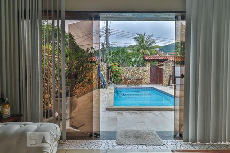 Hall de Entrada de casa de condomínio à venda com 5 quartos, 800m² em Freguesia de Jacarepaguá, Rio de Janeiro
