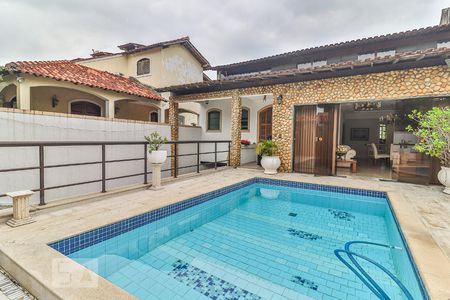 Hall de Entrada, Garagem e Piscina de casa de condomínio à venda com 5 quartos, 800m² em Freguesia de Jacarepaguá, Rio de Janeiro