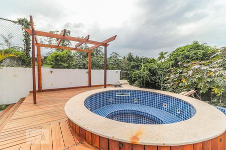 Casa de condomínio à venda com 800m², 5 quartos e 4 vagasHidro com Deck Molhado