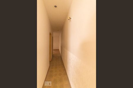 Casa à venda com 160m², 2 quartos e sem vaga Casa à venda com 160m², 2 quartos e sem vagaCorredor