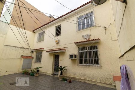 Apartamento à venda com 75m², 2 quartos e 1 vagaÁrea comum