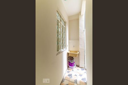 Apartamento à venda com 75m², 2 quartos e 1 vagaÁrea de Serviço