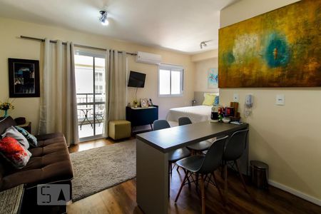 Living e Cozinha de kitnet/studio para alugar com 1 quarto, 38m² em Jardim Flor da Montanha, Guarulhos