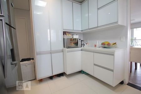 Apartamento à venda com 89m², 2 quartos e 2 vagasCozinha