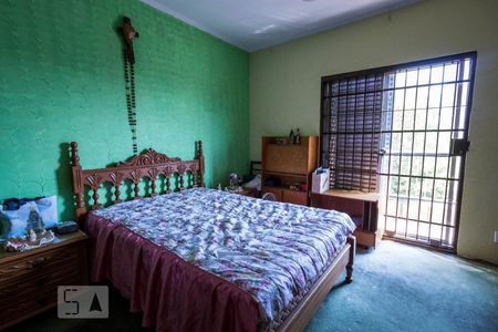 Casa à venda com 184m², 3 quartos e 4 vagasQuarto Suíte