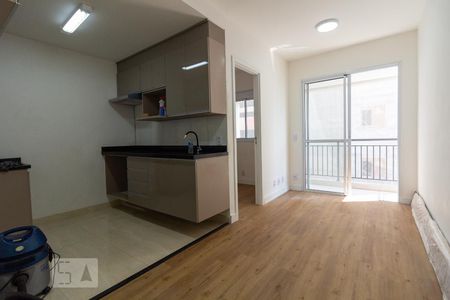 Sala de apartamento para alugar com 1 quarto, 37m² em Presidente Altino, Osasco