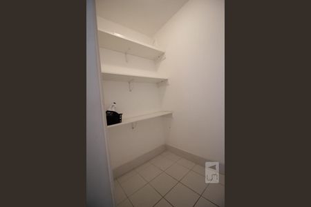 Apartamento para alugar com 96m², 3 quartos e 2 vagasQuarto de Serviço
