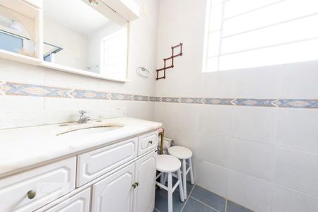 Apartamento para alugar com 93m², 3 quartos e sem vagaBanheiro
