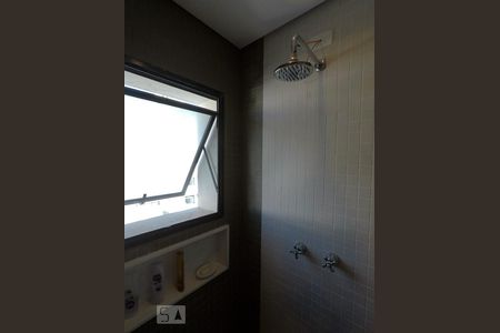 Apartamento à venda com 590m², 4 quartos e 4 vagas Apartamento à venda com 590m², 4 quartos e 4 vagasBanheiro _ Cobertura _