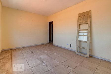 Casa à venda com 300m², 2 quartos e sem vagaSala