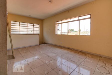 Casa à venda com 300m², 2 quartos e sem vagaSala