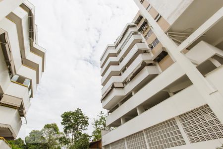 Apartamento à venda com 169m², 4 quartos e 1 vagaFachada
