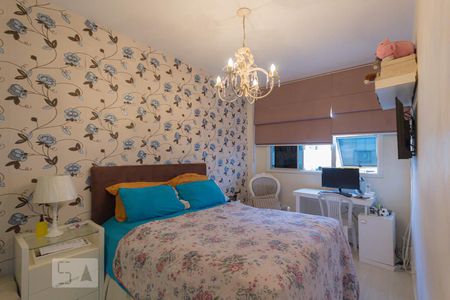 Apartamento à venda com 169m², 4 quartos e 1 vagaQuarto 2 (1º andar)