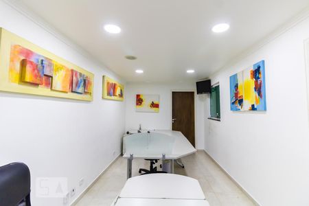 Casa à venda com 600m², 3 quartos e 5 vagasEscritório