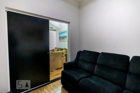 Casa à venda com 600m², 3 quartos e 5 vagasSala de TV