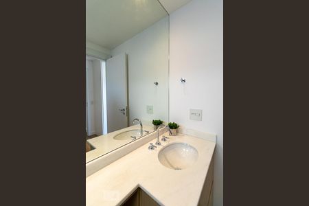 Apartamento para alugar com 98m², 3 quartos e 2 vagasBanheiro da suíte