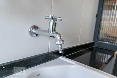 Apartamento para alugar com 98m², 3 quartos e 2 vagasÁrea de serviço - detalhe