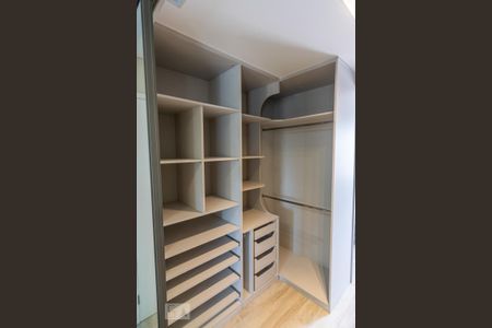 Apartamento à venda com 103m², 3 quartos e 3 vagasCloset