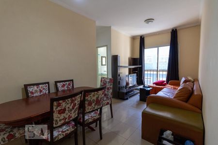 Sala de apartamento para alugar com 2 quartos, 73m² em Santo Antônio, Osasco