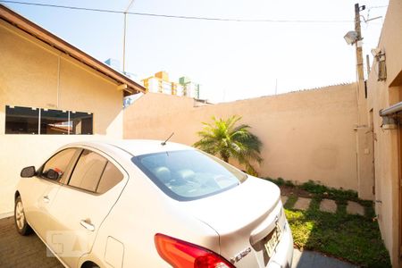 Casa para alugar com 150m², 2 quartos e 2 vagas Casa para alugar com 150m², 2 quartos e 2 vagasEntrada