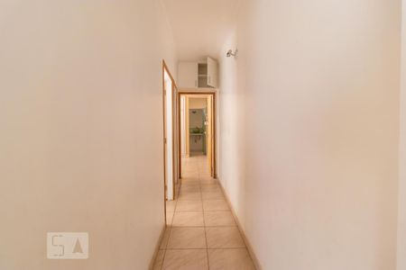 Casa para alugar com 150m², 2 quartos e 2 vagas Casa para alugar com 150m², 2 quartos e 2 vagasCorredor