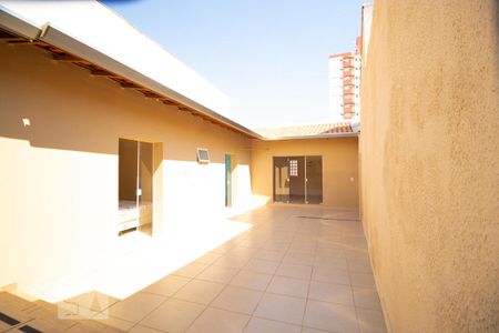 Casa para alugar com 150m², 2 quartos e 2 vagas