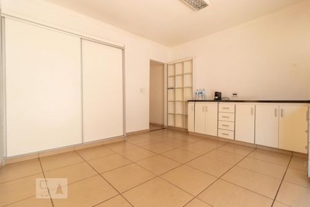 Casa para alugar com 150m², 2 quartos e 2 vagas Casa para alugar com 150m², 2 quartos e 2 vagasCozinha