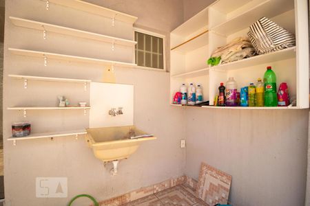 Casa para alugar com 150m², 2 quartos e 2 vagas Casa para alugar com 150m², 2 quartos e 2 vagasÁrea de Serviço