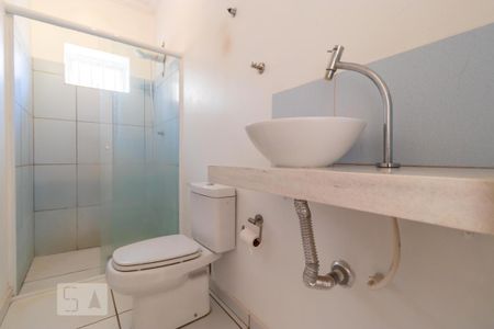 Casa para alugar com 150m², 2 quartos e 2 vagas Casa para alugar com 150m², 2 quartos e 2 vagasBanheiro