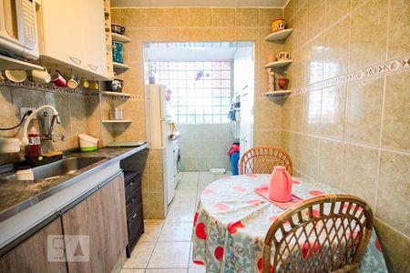 Apartamento à venda com 71m², 2 quartos e sem vaga