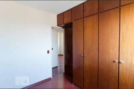 Apartamento à venda com 80m², 3 quartos e 2 vagasQuarto 3