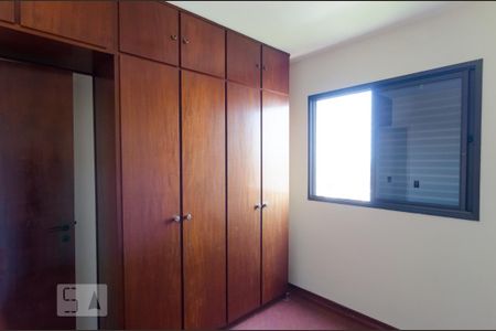 Apartamento à venda com 80m², 3 quartos e 2 vagasQuarto 3