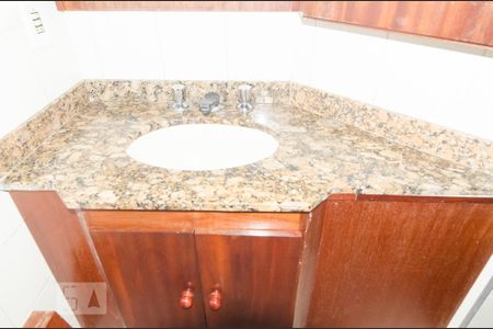 Apartamento à venda com 80m², 3 quartos e 2 vagasBanheiro